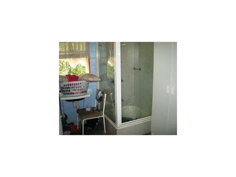 8 Anderson Street, Allenstown QLD 4700