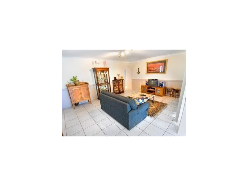 19 Price Drive, Glenlee QLD 4711