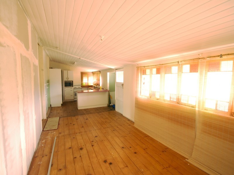 51 Beak Street, Koongal QLD 4701