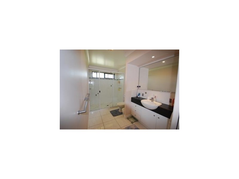 13 Maddison Avenue, Rockyview QLD 4701