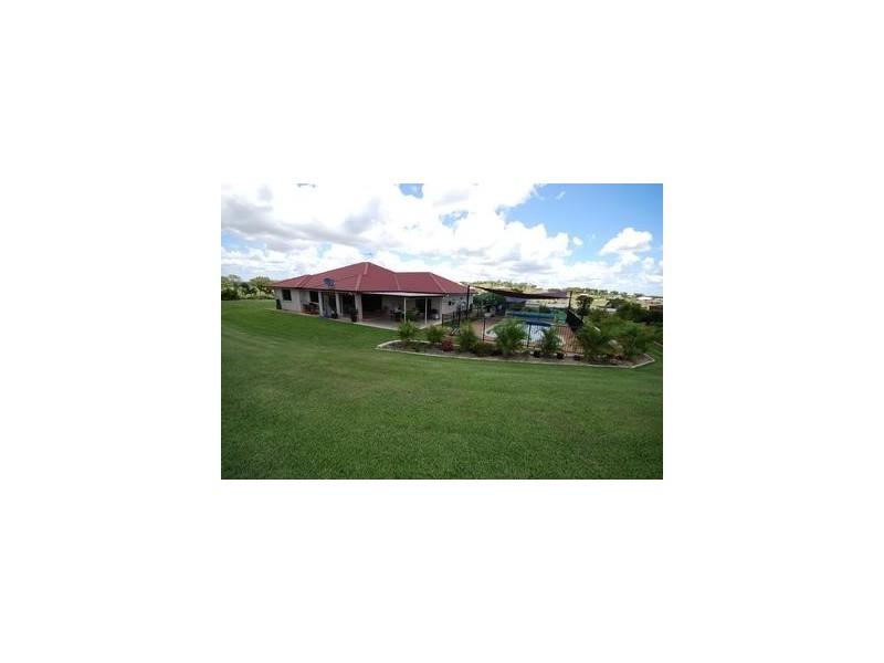13 Maddison Avenue, Rockyview QLD 4701