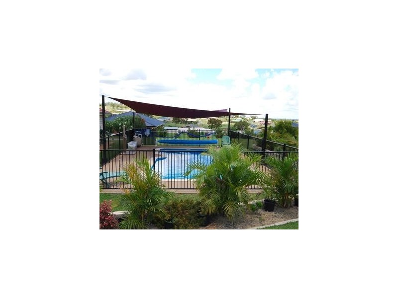 13 Maddison Avenue, Rockyview QLD 4701