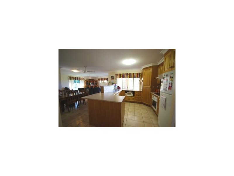 35 Perrott Drive, Rockyview QLD 4701