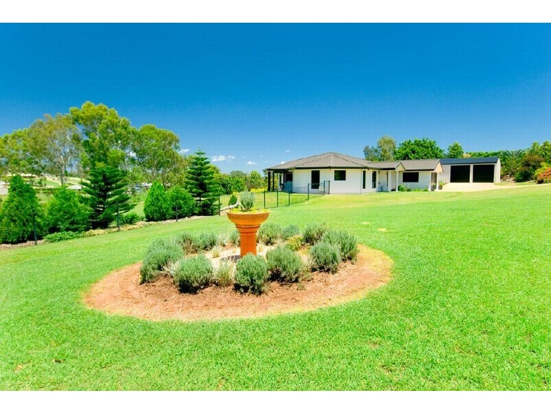 76 Angela Road, Rockyview QLD 4701