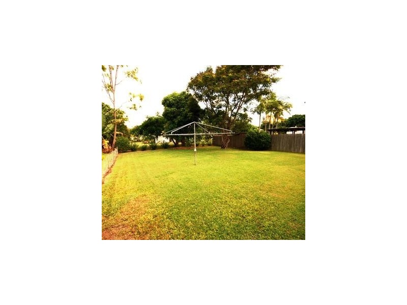 180 High Street, Berserker QLD 4701
