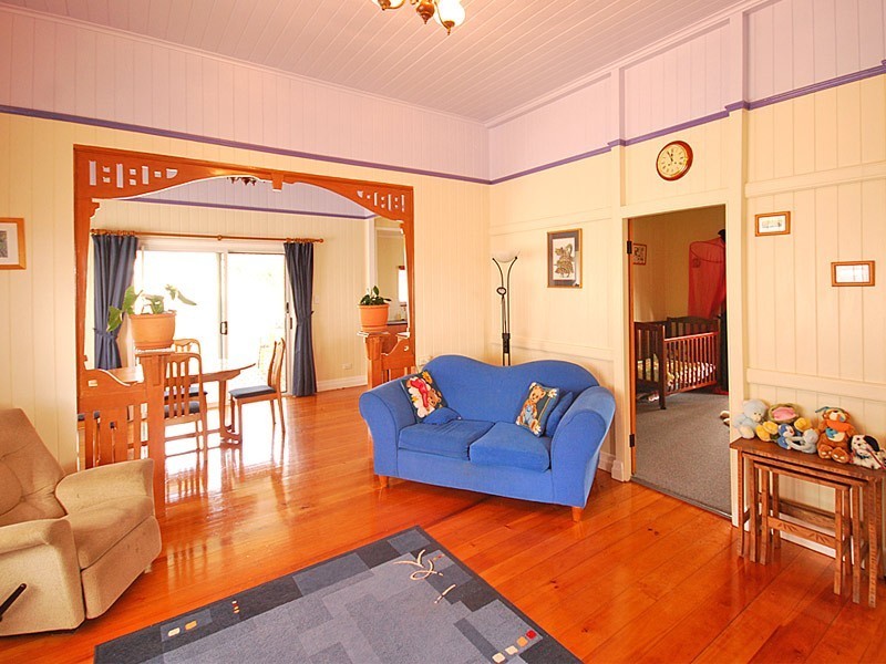 2 Athelstane Street, The Range QLD 4700