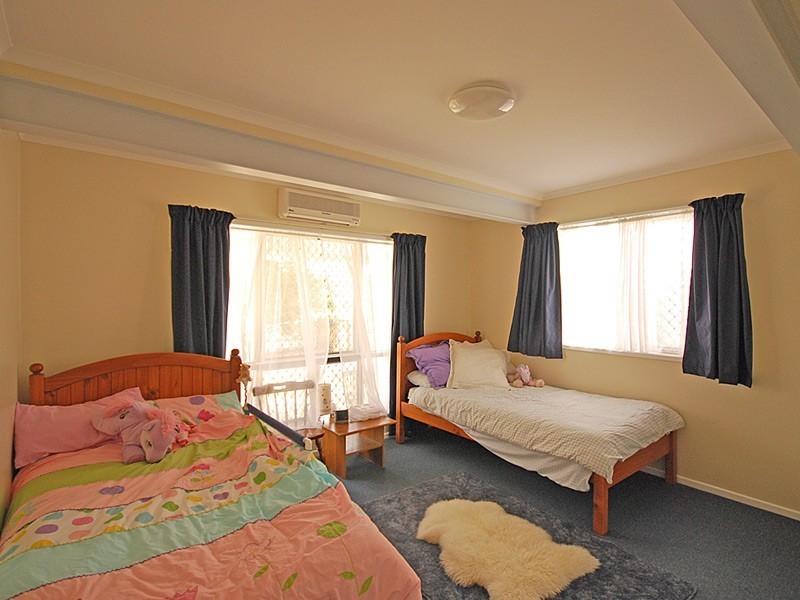 2 Athelstane Street, The Range QLD 4700