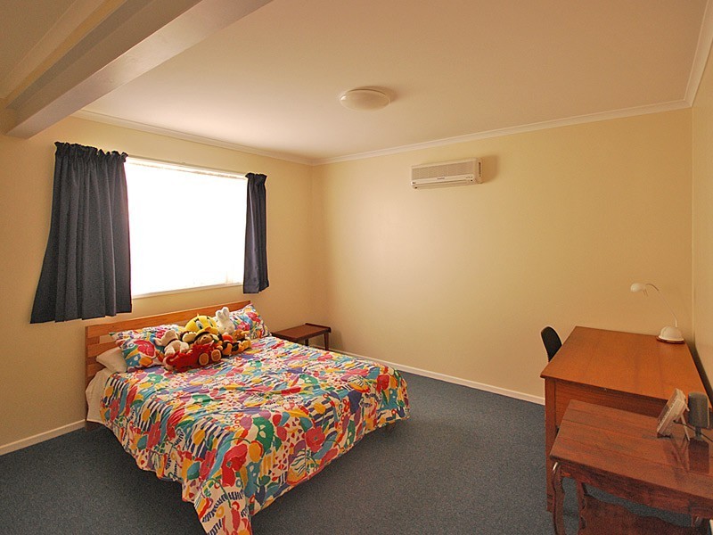 2 Athelstane Street, The Range QLD 4700