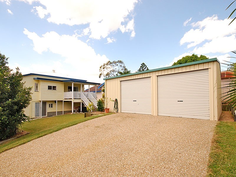2 Athelstane Street, The Range QLD 4700