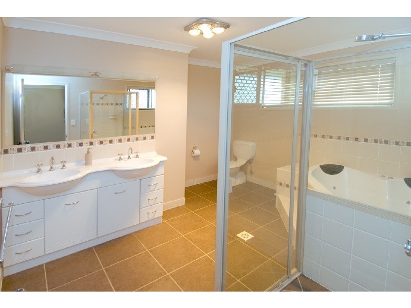 37 Kristie Drive, Rockyview QLD 4701