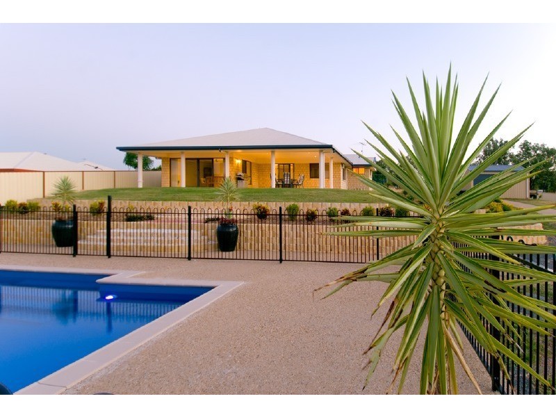 37 Kristie Drive, Rockyview QLD 4701