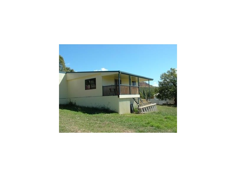 7 Racecourse Road, Mount Morgan QLD 4714