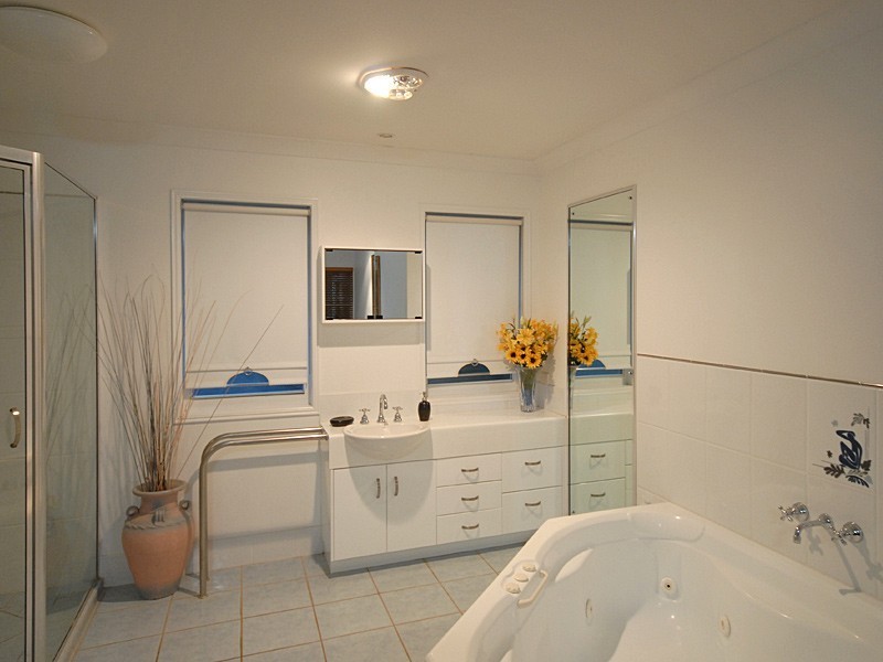 127 Angela Road, Rockhampton QLD 4700