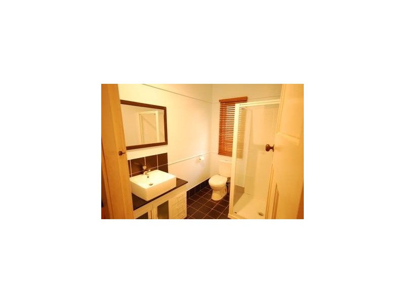 148 High Street, Berserker QLD 4701
