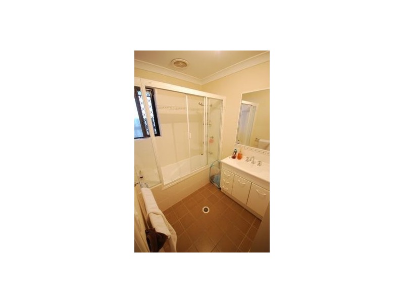 12a Lucas Street, Berserker QLD 4701