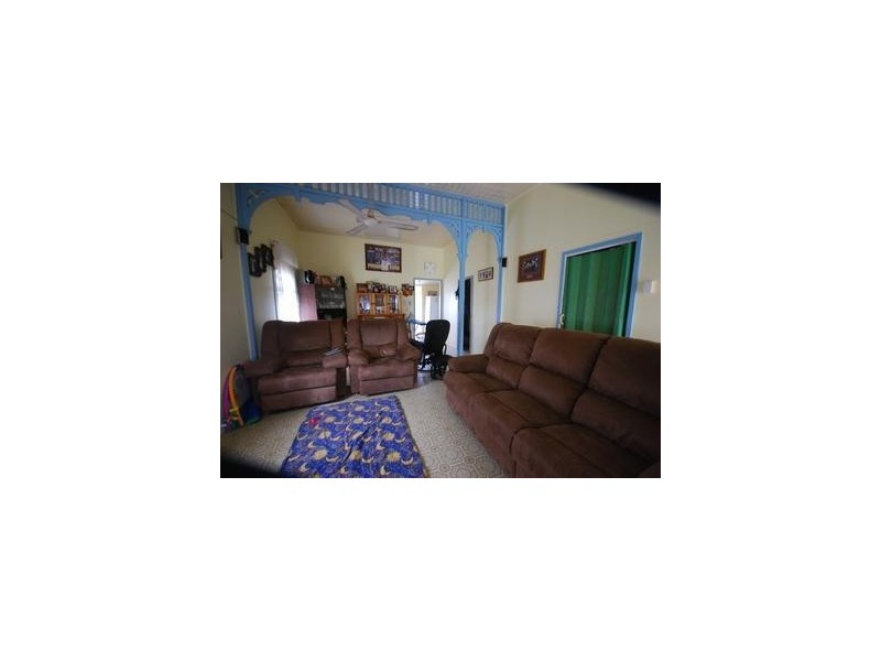 111 Caroline Street, Allenstown QLD 4700