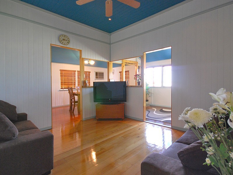 156 Nobbs Street, Berserker QLD 4701