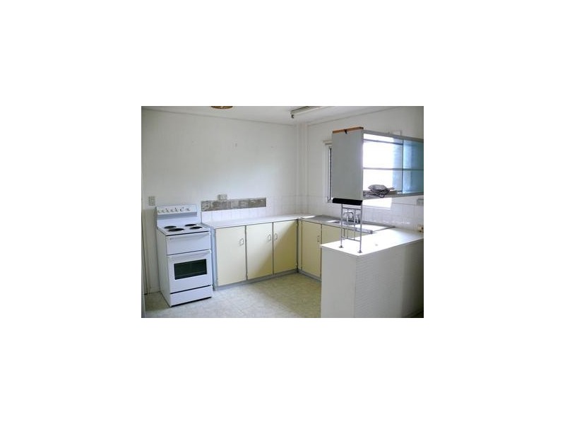 3/102a Bawden Street, Berserker QLD 4701