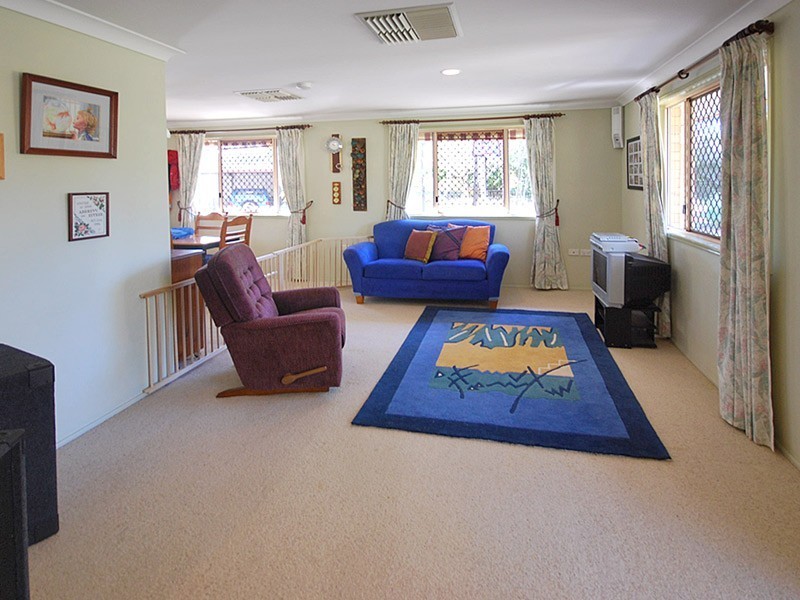 18 Hendy Drive, Glenlee QLD 4711