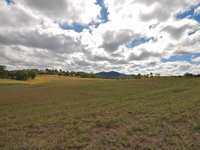 121 Perrott Drive, Rockyview QLD 4701