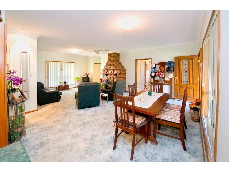 33 Rachael Close, Rockyview QLD 4701