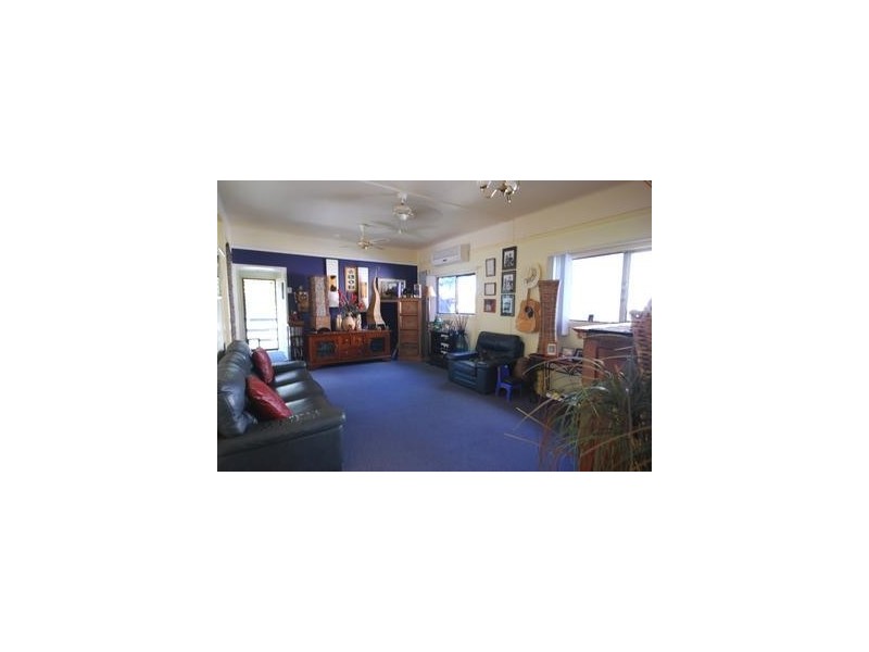 88 West Street, The Range QLD 4700