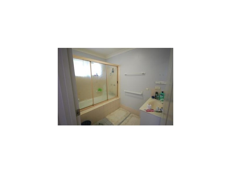 1 Ward Street, Gracemere QLD 4702