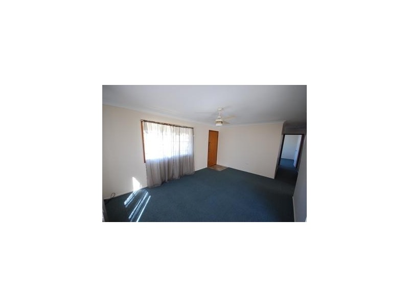 122 Park Street, Park Avenue QLD 4701
