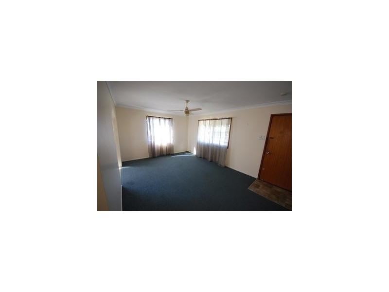 122 Park Street, Park Avenue QLD 4701