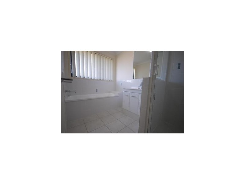 19 Joseph, Gracemere QLD 4702