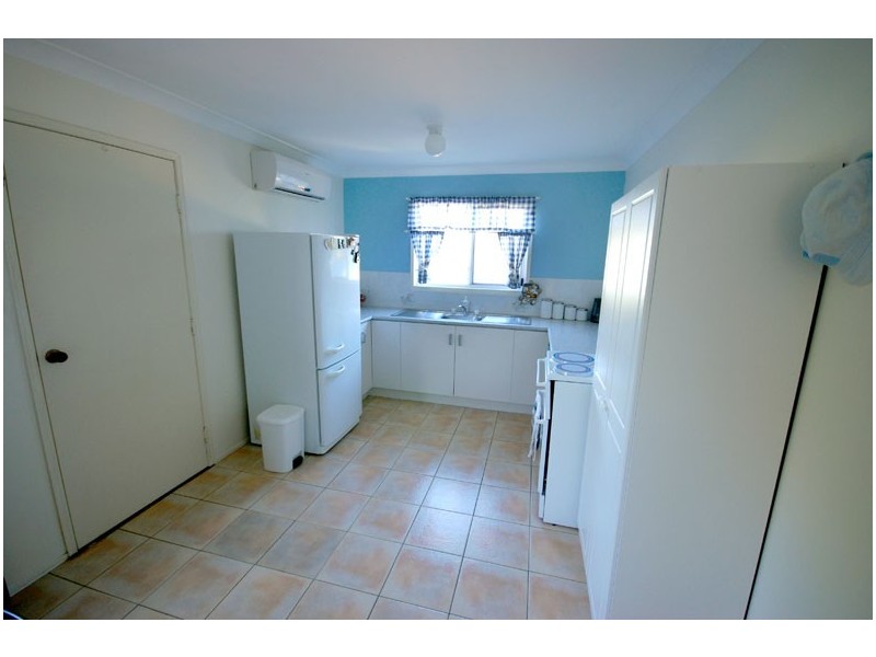 80 Bean Avenue, Parkhurst QLD 4702