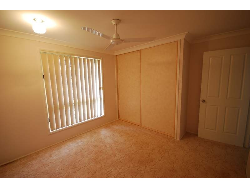 4 Hotham Close, Parkhurst QLD 4702