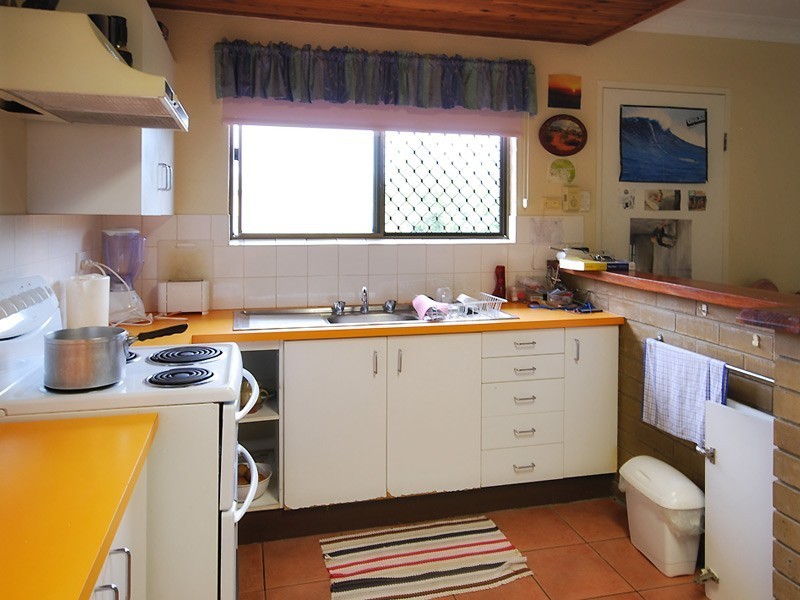 4/115 Robinson Street, Frenchville QLD 4701