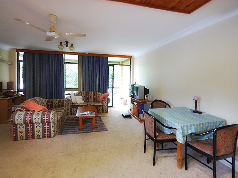 4/115 Robinson Street, Frenchville QLD 4701