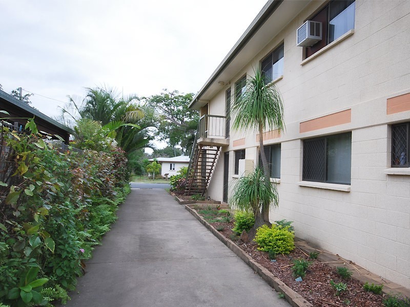 4/115 Robinson Street, Frenchville QLD 4701