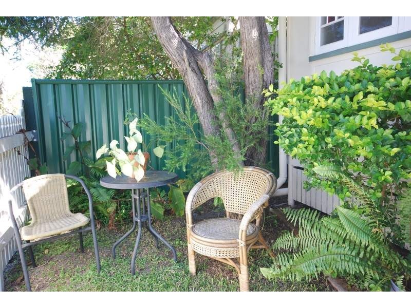12 Weinholt Street, Allenstown QLD 4700