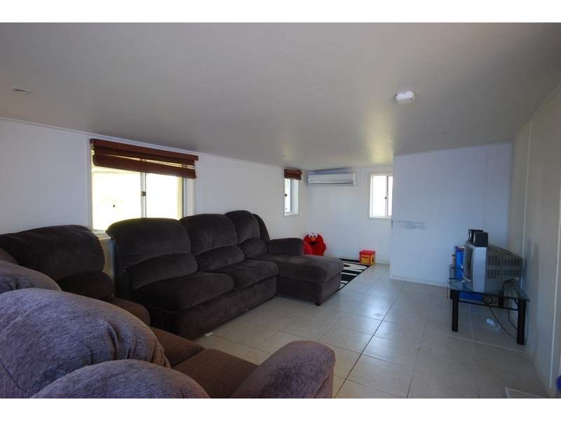 246 Hutton Street, Berserker QLD 4701