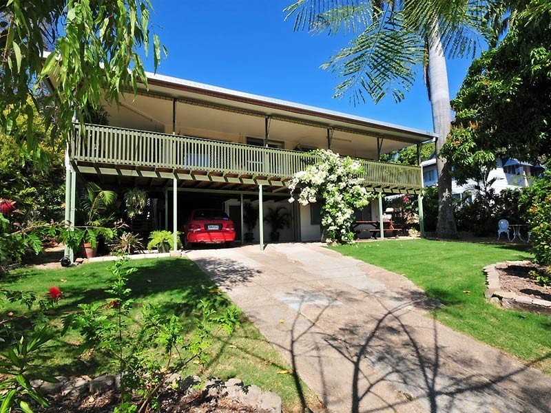 27 Mary Street, The Range QLD 4700