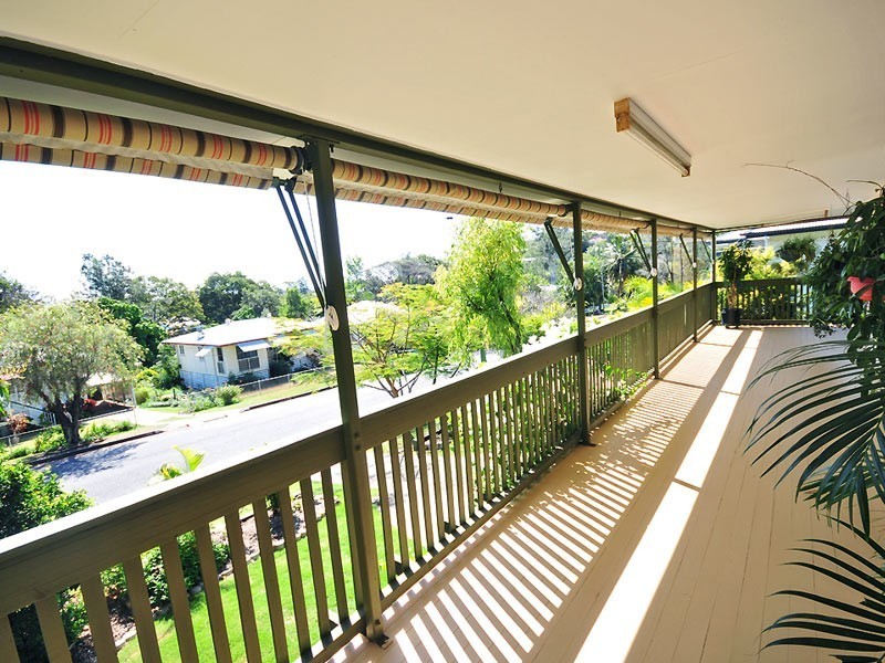 27 Mary Street, The Range QLD 4700