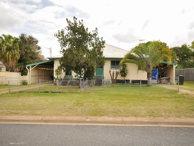 5 Jones Street, North Rockhampton QLD 4701