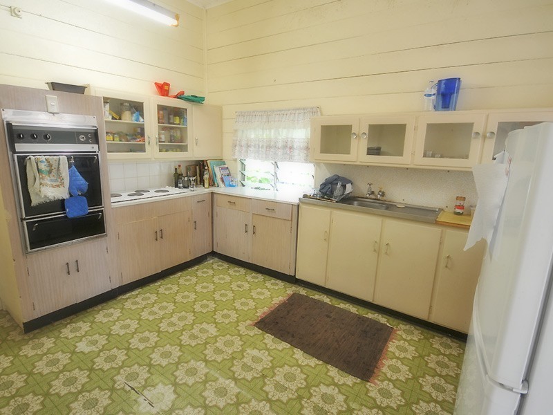 5 Jones Street, North Rockhampton QLD 4701