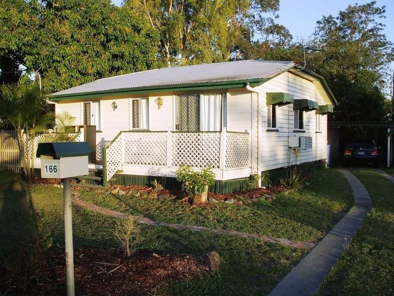 166 Richardson Road, Park Avenue QLD 4701