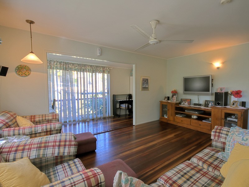 323 Duthie Avenue, Frenchville QLD 4701