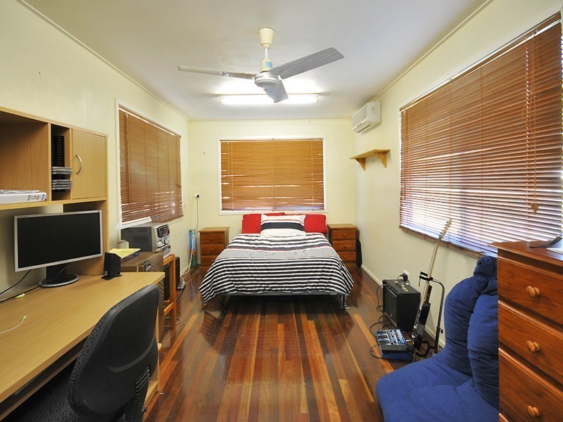 27 Ann Street, The Range QLD 4700