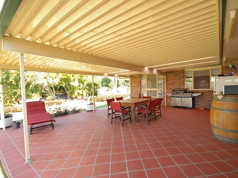 27 Samuel Crescent, Parkhurst QLD 4702