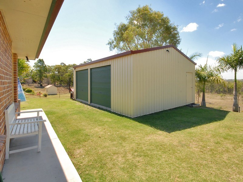 27 Samuel Crescent, Parkhurst QLD 4702