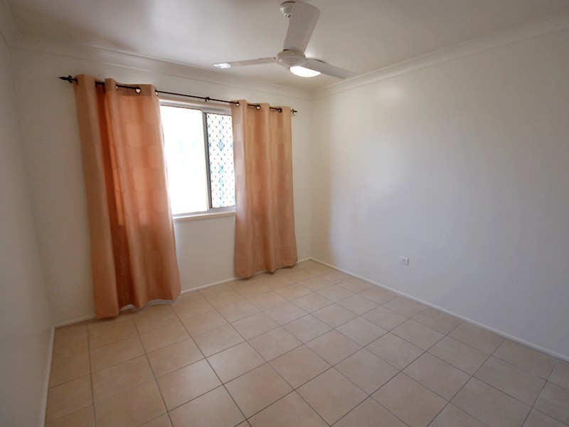 3 Underwood Street, Park Avenue QLD 4701