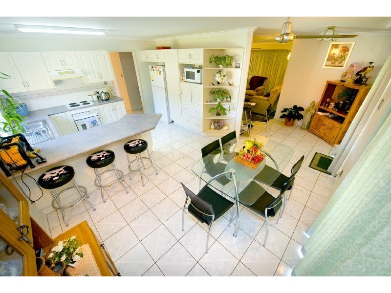 42 Gremalis Drive, Parkhurst QLD 4702