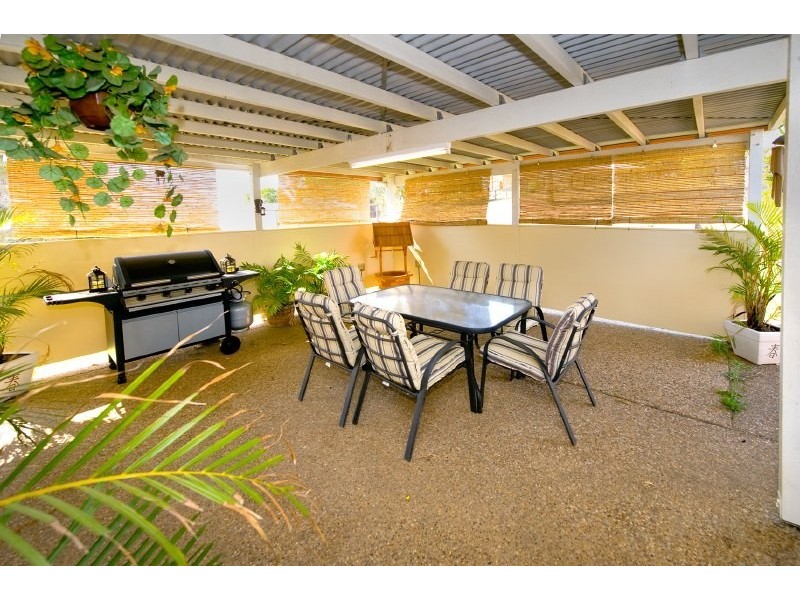 42 Gremalis Drive, Parkhurst QLD 4702