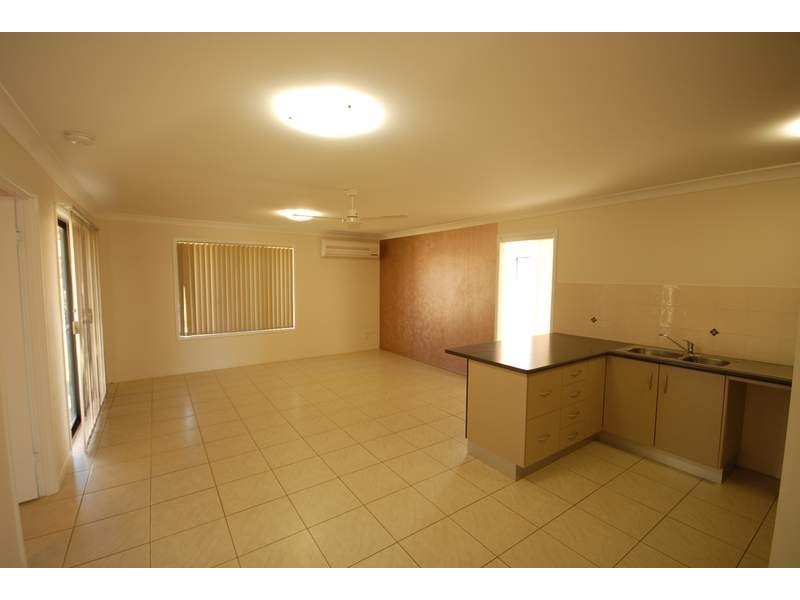 5 Anna Meares, Gracemere QLD 4702